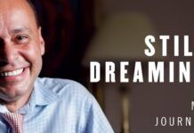 Gutiérrez reads from his memoirs to capacity in Eastcost City Tour.